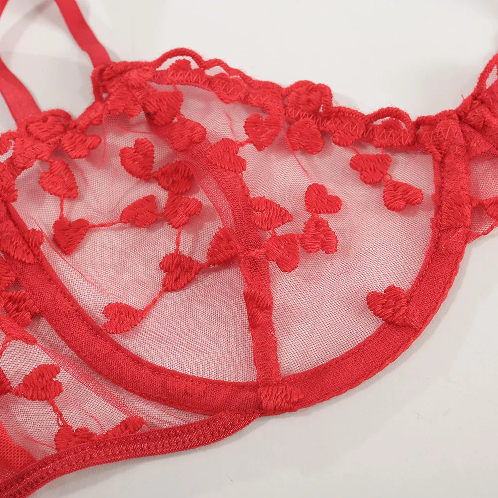 2-Piece heart embrodiery lace lingerie