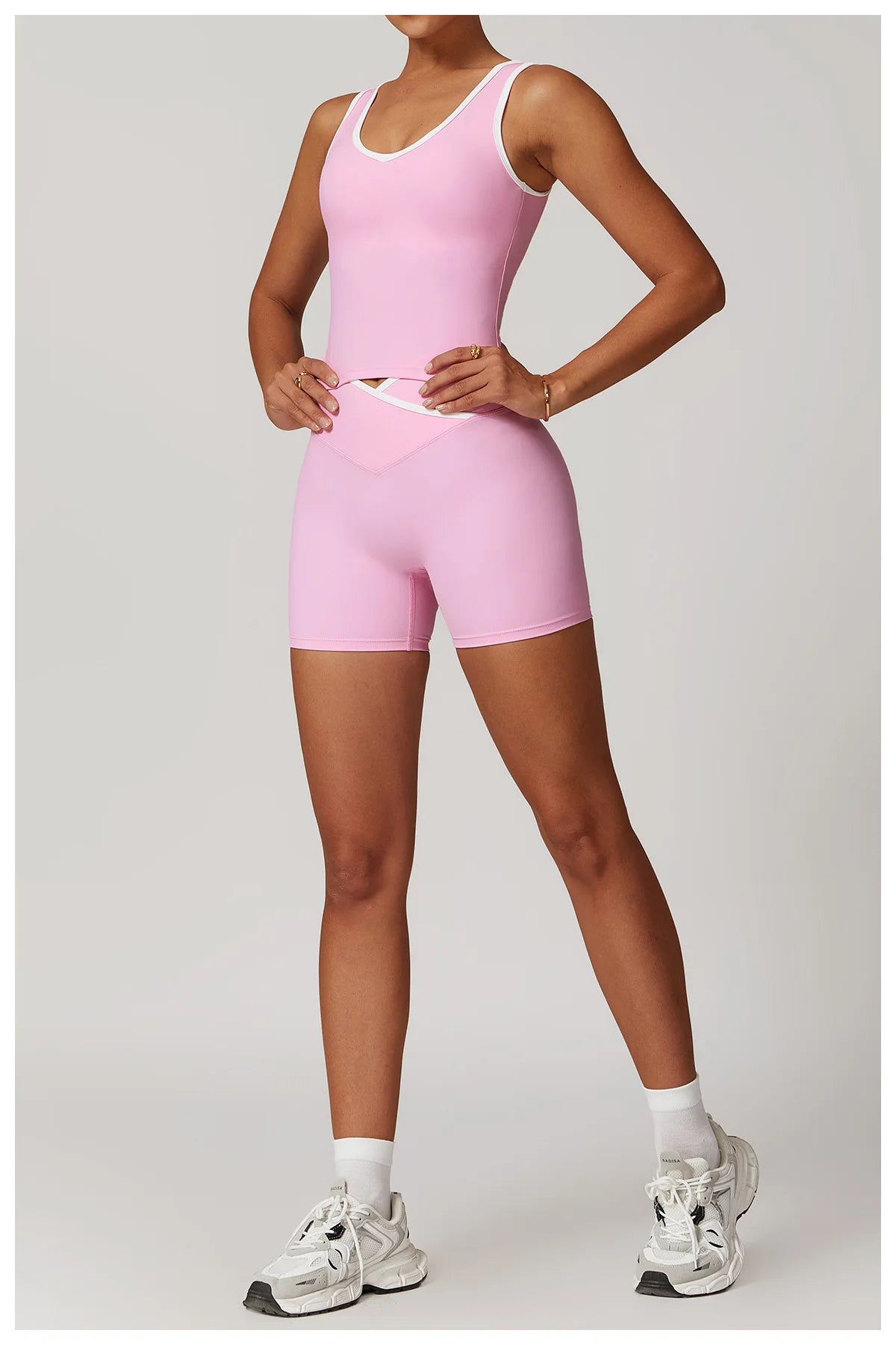 Active Aura Yoga Set – Tank Top & Shorts - ALovelylook