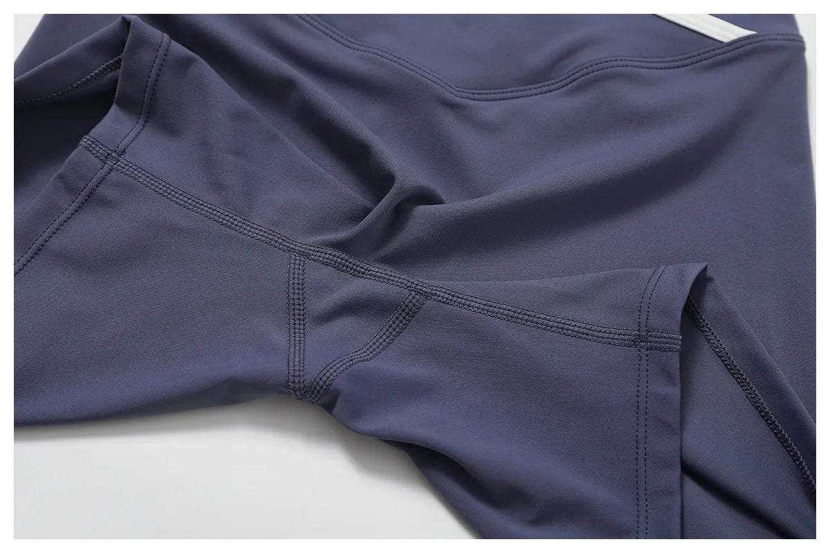Active Aura Yoga Set – Tank Top & Shorts - ALovelylook
